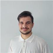 Profesor de artes visuales dicta clases de dibujo, pintura en acuarelas y bordado